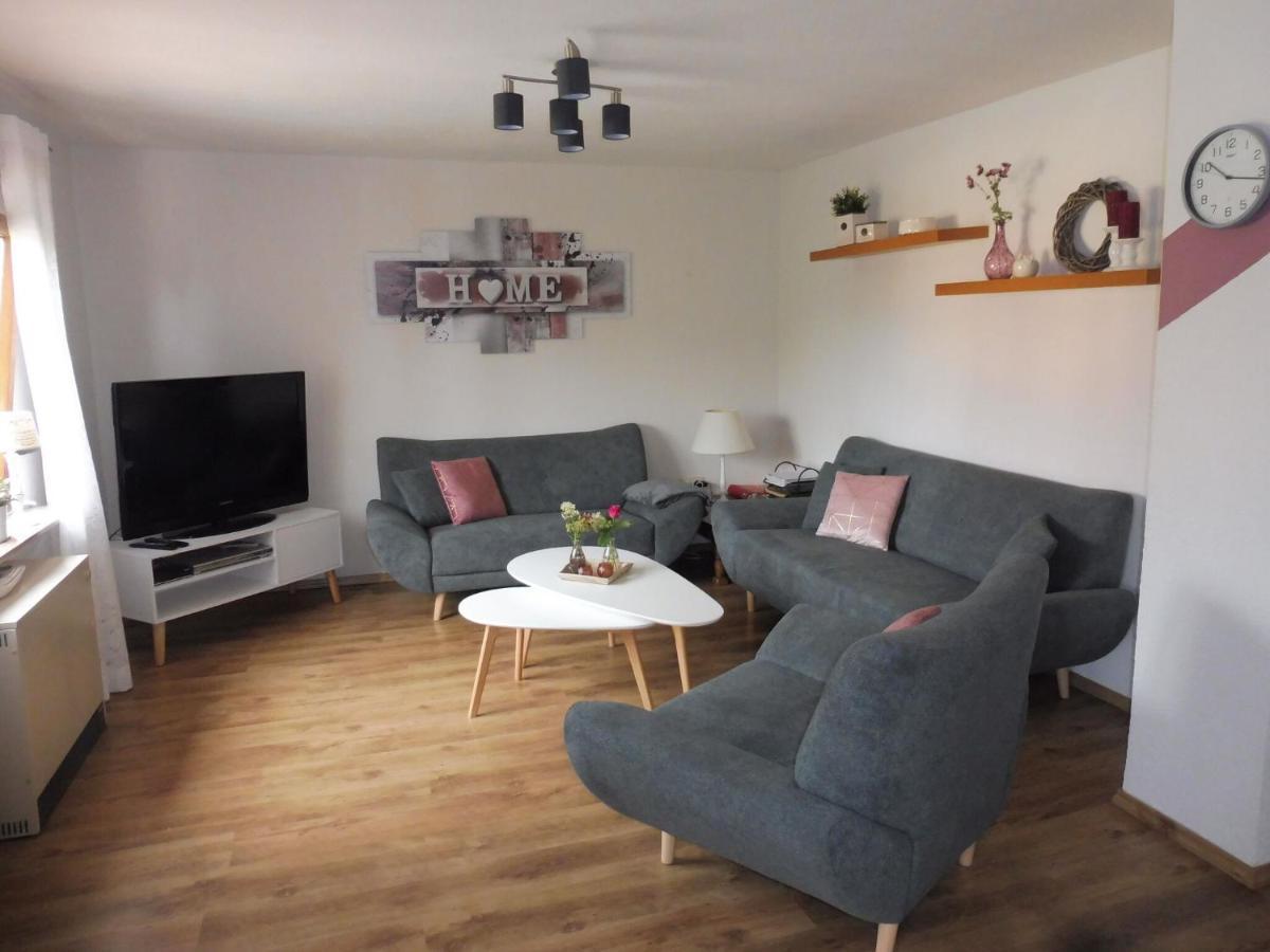 Apartment With Terrace And Pool In The Garden Pracht Экстерьер фото