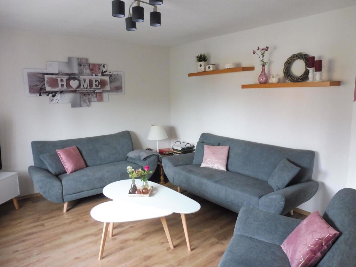 Apartment With Terrace And Pool In The Garden Pracht Экстерьер фото
